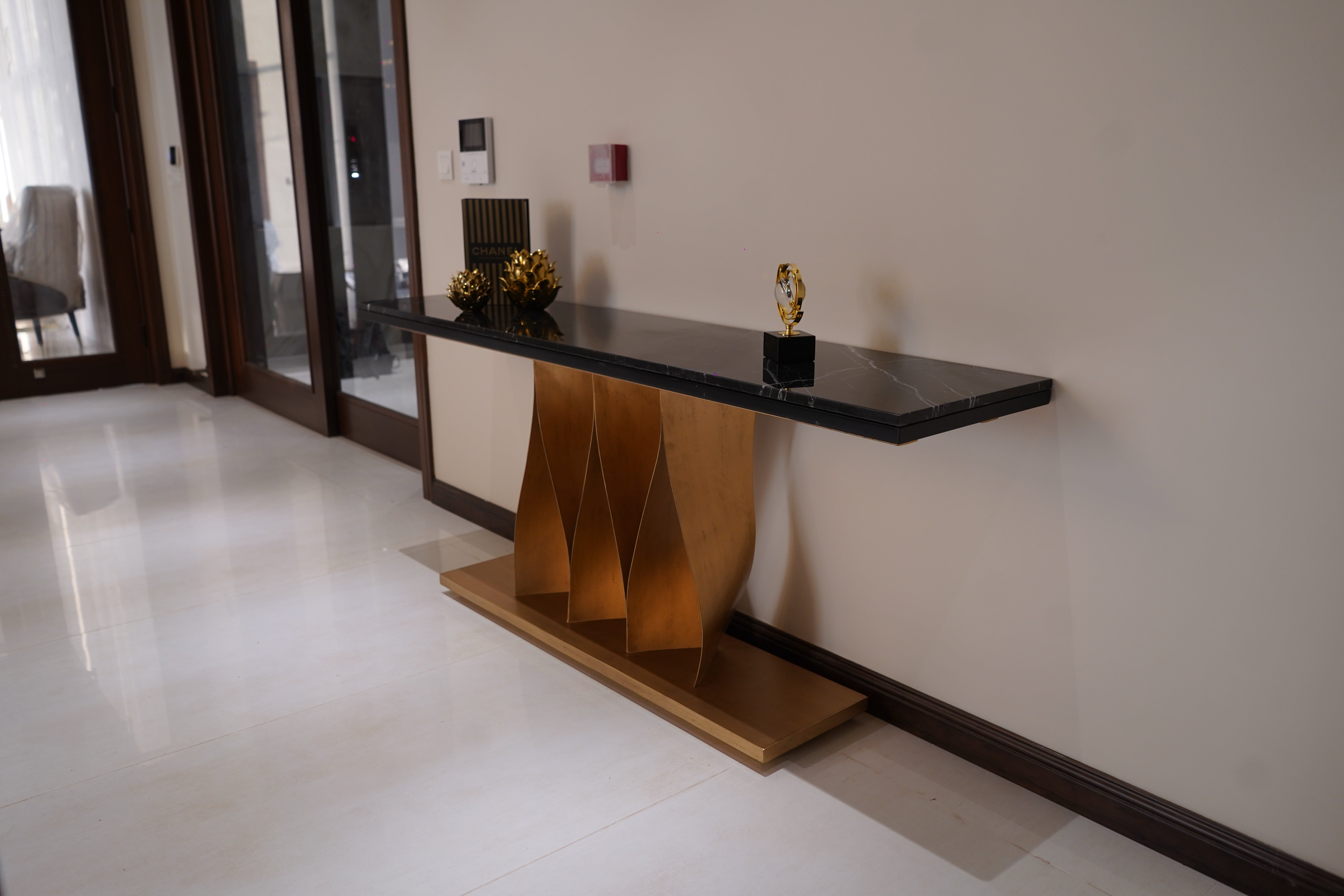 Console Table – Mohkam Furnishers